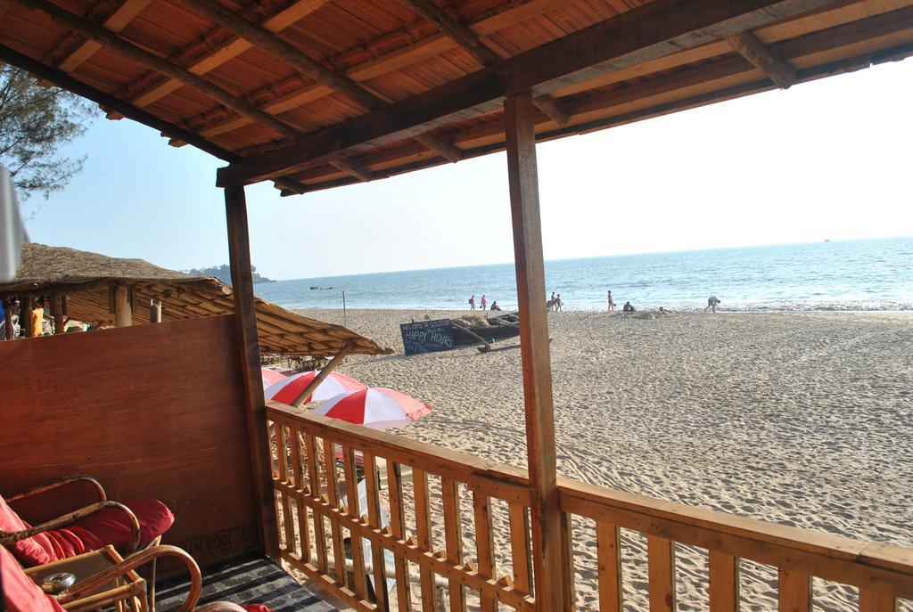 Om Shanti Patnem Patnem Beach Bagian luar foto